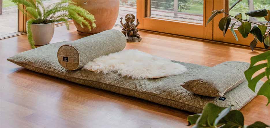 Подушка для медитации для сидения на полу, выбираем лучшую